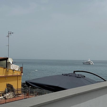 Naxos Marina Bay Bed & Breakfast Джардини Наксос Екстериор снимка